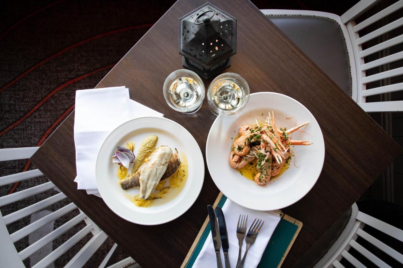 Ship And Castle Hotel Saint Mawes Ngoại thất bức ảnh