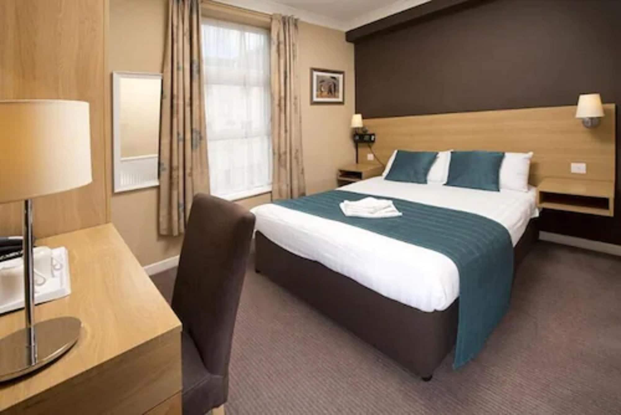 Ship And Castle Hotel Saint Mawes Ngoại thất bức ảnh