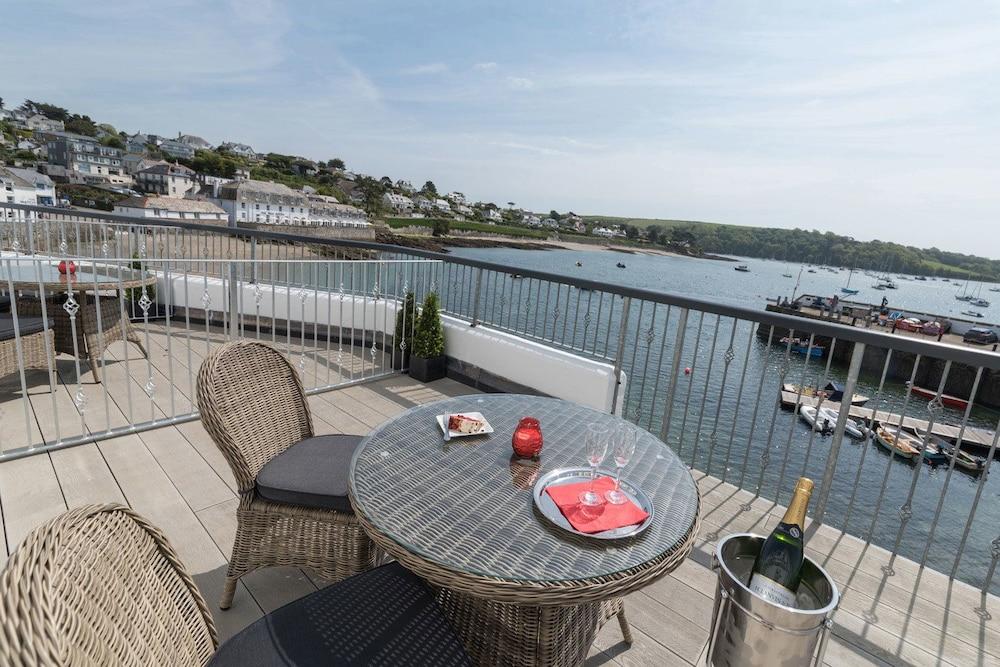 Ship And Castle Hotel Saint Mawes Ngoại thất bức ảnh