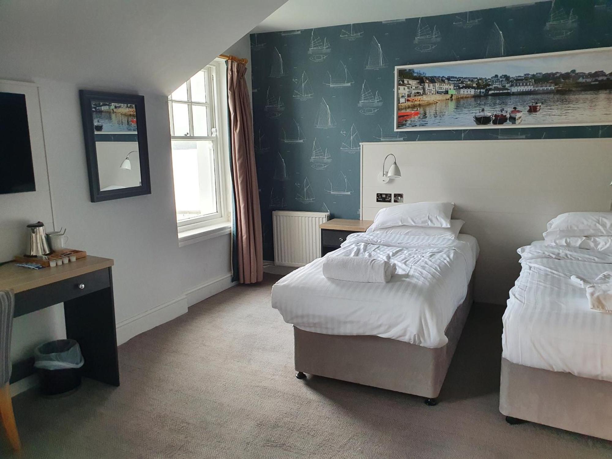 Ship And Castle Hotel Saint Mawes Ngoại thất bức ảnh