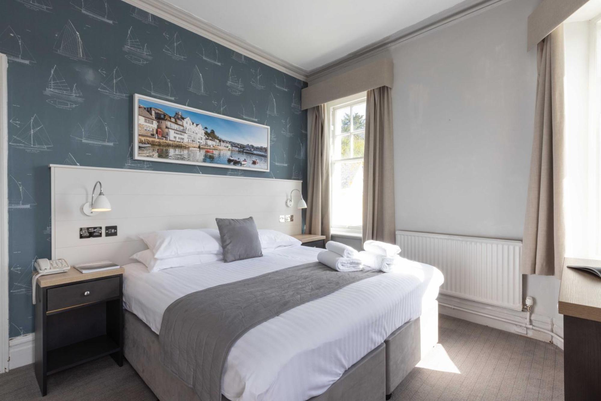 Ship And Castle Hotel Saint Mawes Ngoại thất bức ảnh