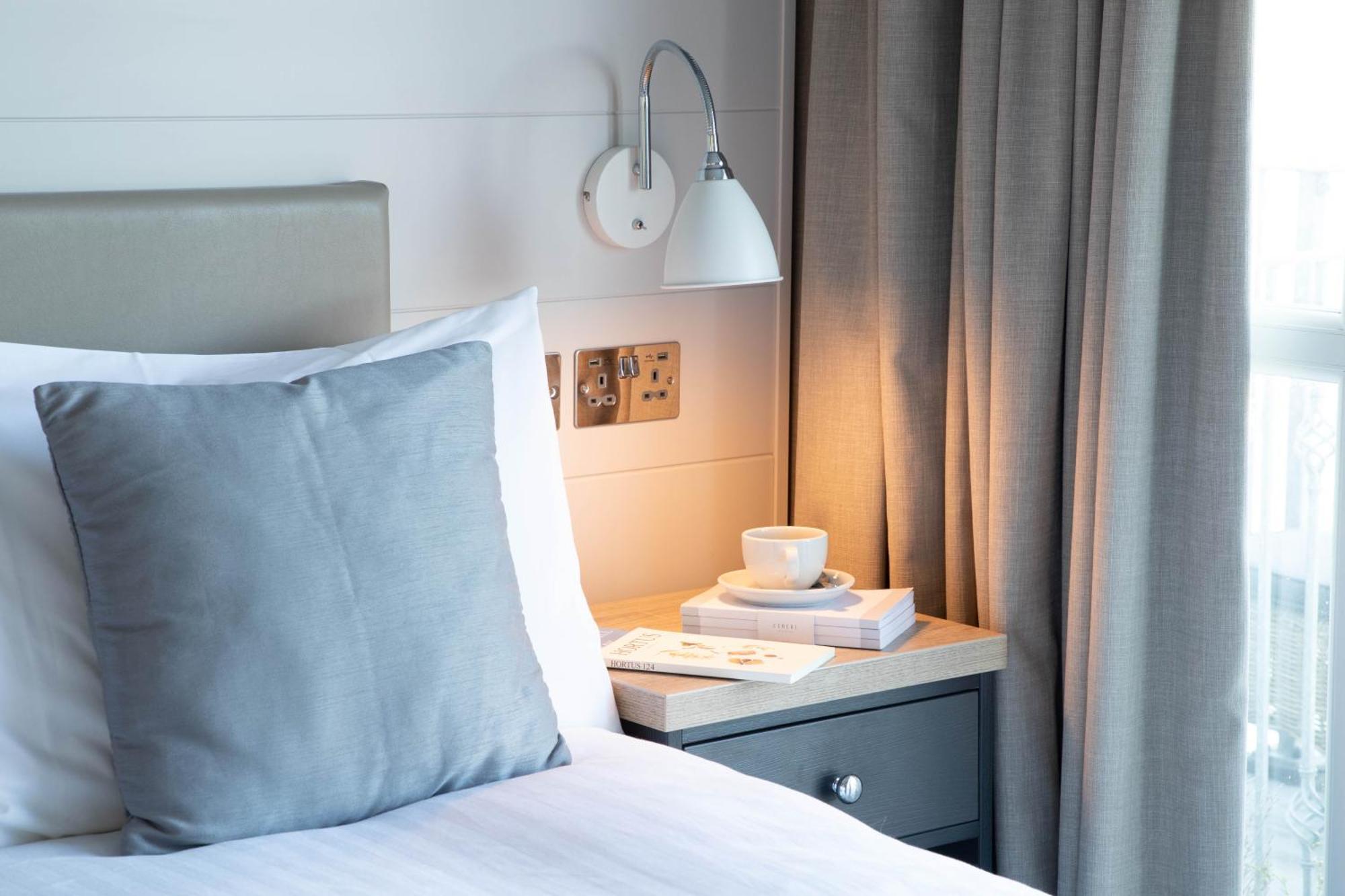Ship And Castle Hotel Saint Mawes Ngoại thất bức ảnh